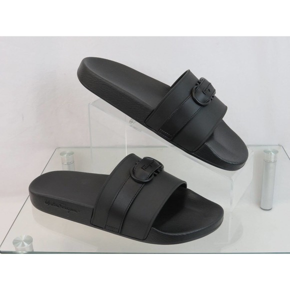 FERRAGAMO GROOVE 10 BLACK LEATHER STRAP GANCINI RUBBER LOGO SANDALS SLIDES 13 M - Picture 7 of 14